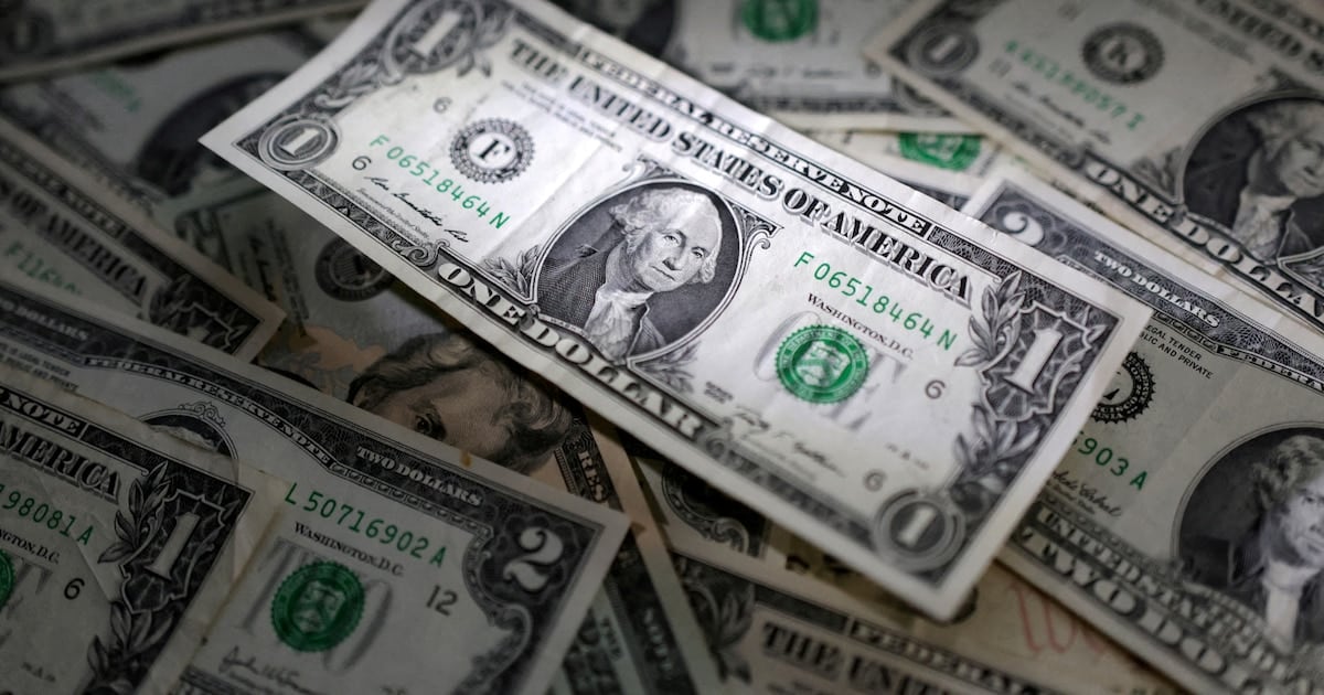 El dólar cedió cinco pesos en la semana y se sostuvo en 1.540 pesos en el Banco Nación