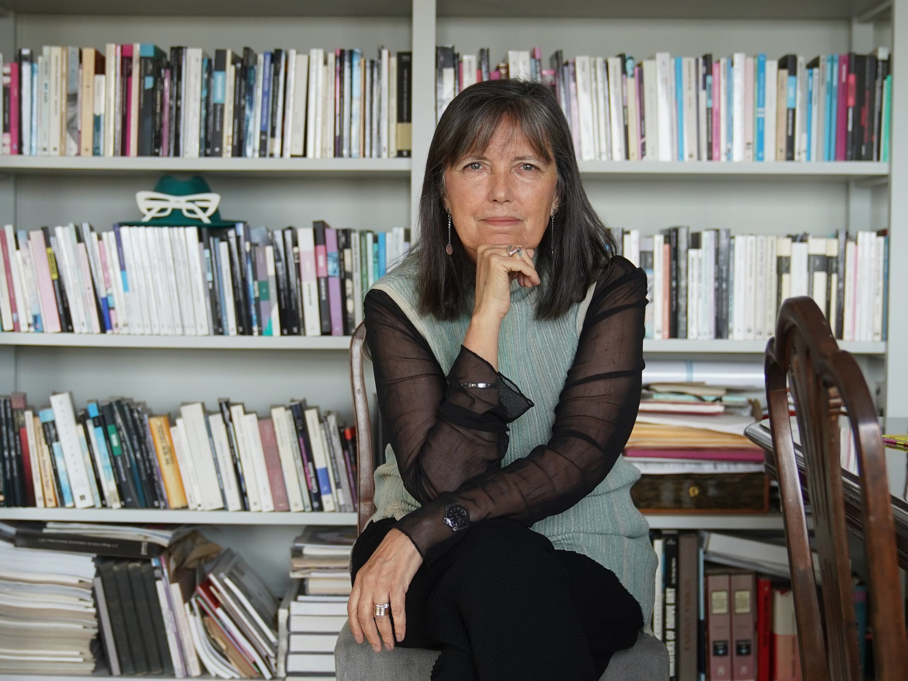 Julia y Marina: la novela que esconde un secreto entre el canto de un ave y una amistad de toda la vida