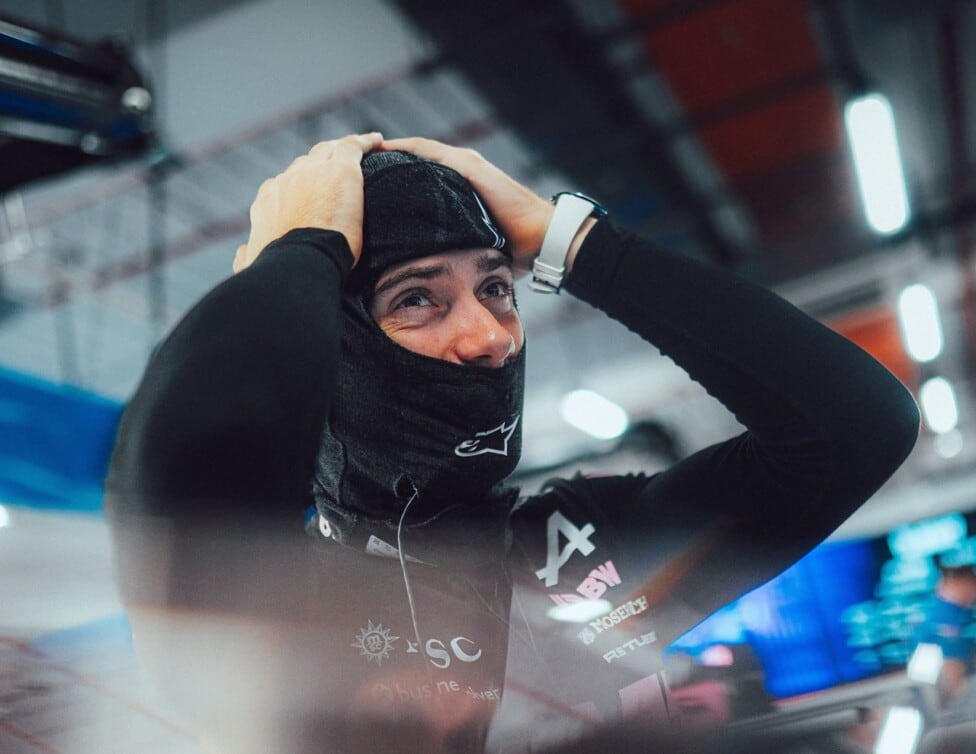 Colapinto quedó en el umbral del Top 10 en Marina Bay y va por la épica en la Sprint