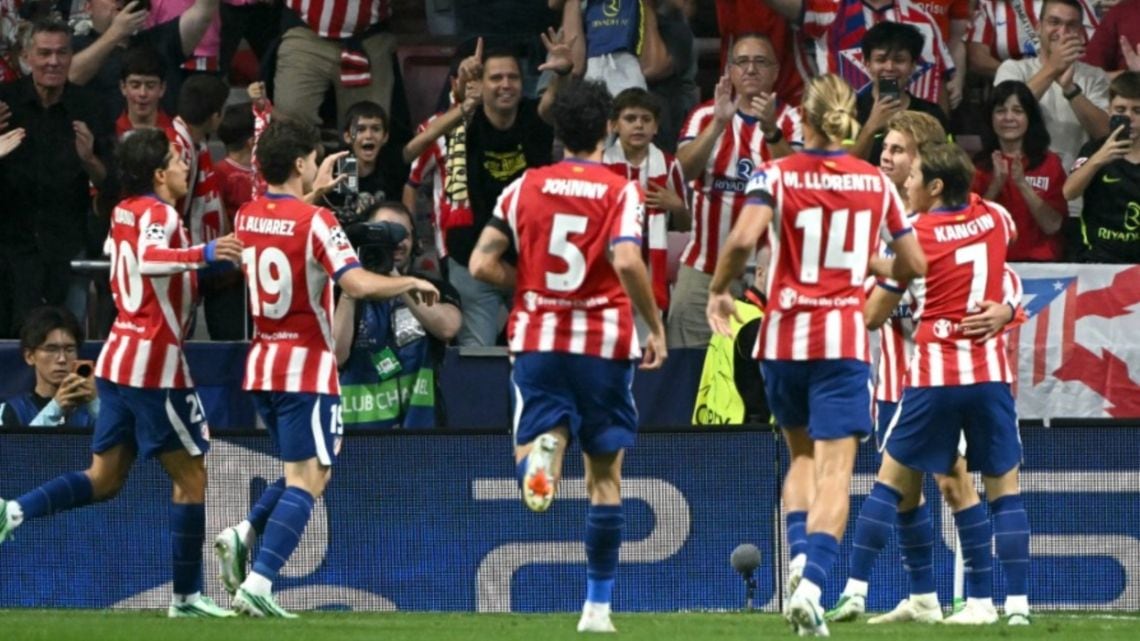 El Atleti recuperó la memoria europea y le pintó la noche al United en el Metropolitano