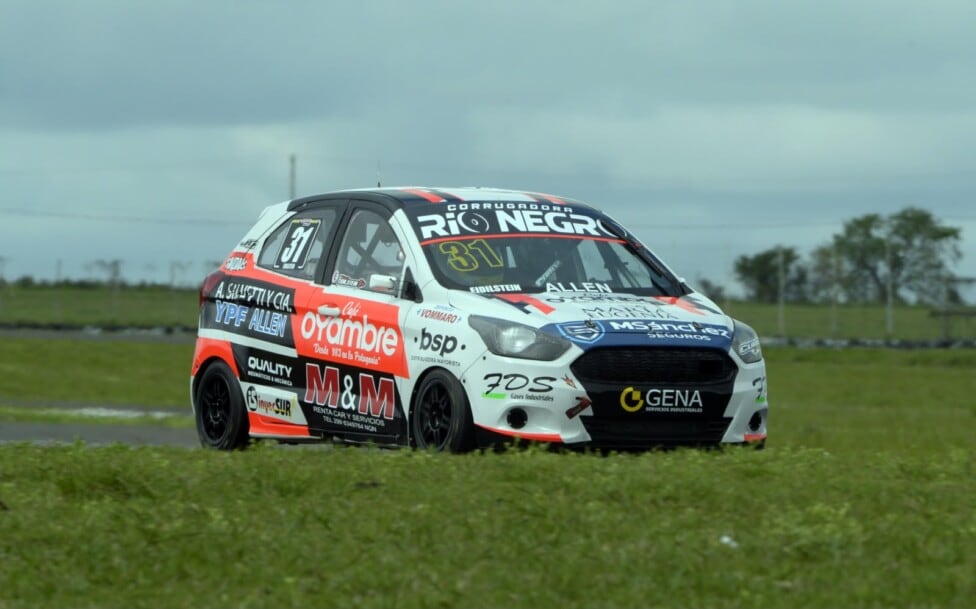 Eidelstein apostó en mojado y se quedó con la pole provisoria del Turismo Pista en Concepción del Uruguay
