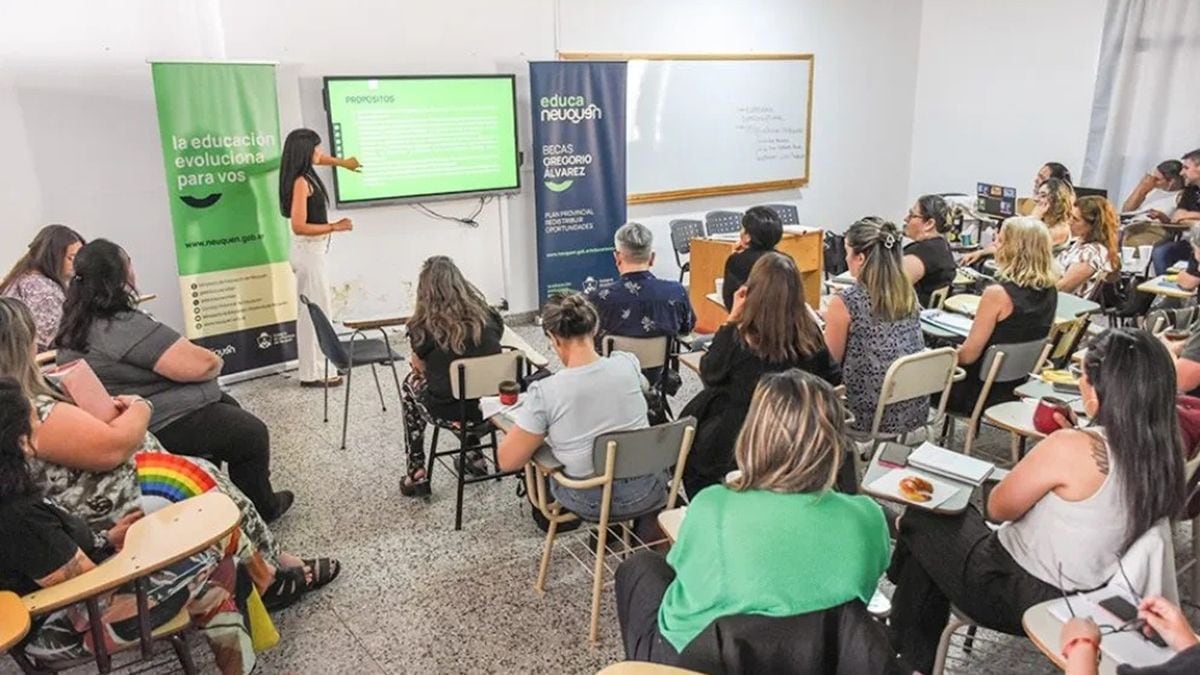 Becas Gregorio Álvarez en Neuquén: 438 estudiantes ya tienen el sí y cobrarán desde el 20 de octubre
