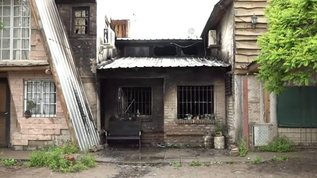 Una familia de Neuquén escapó ilesa de un incendio que destrozó su casa
