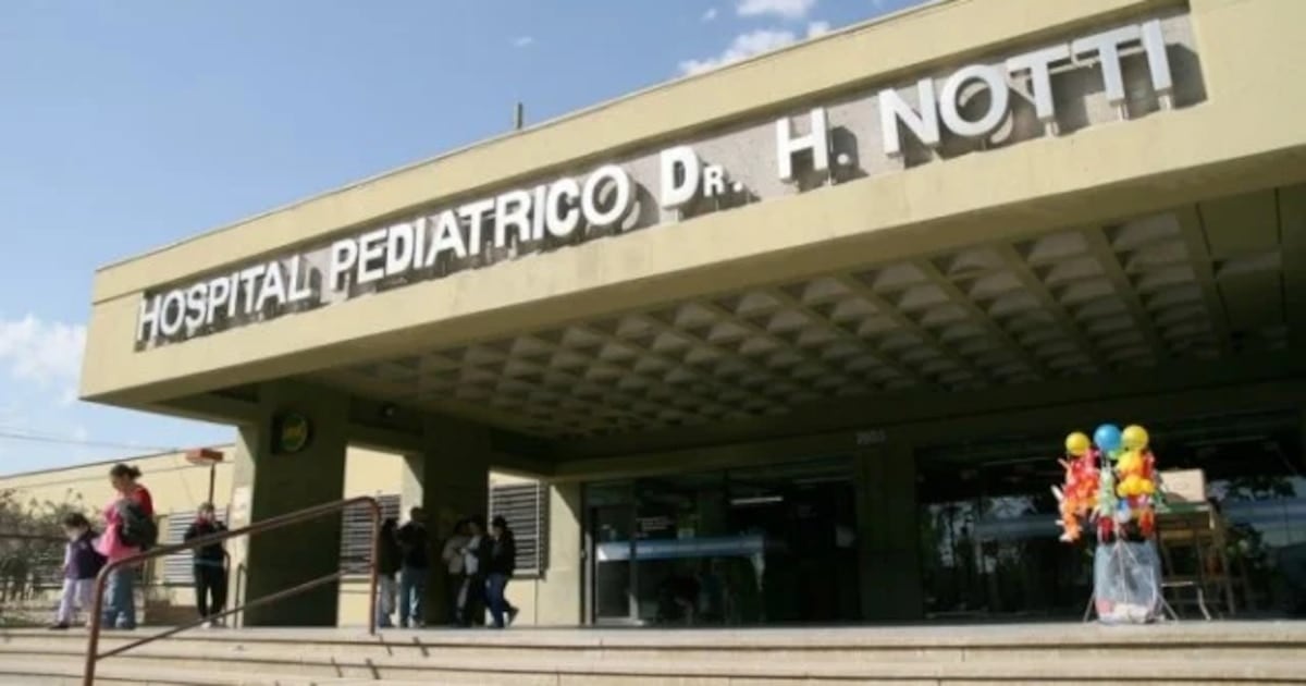 Murió una niña en Maipú tras un choque entre una moto y una camioneta