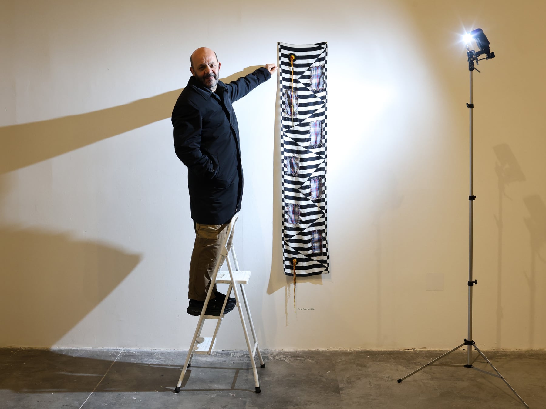Marcelo Pombo transforma residuos cotidianos en una nueva serie tridimensional